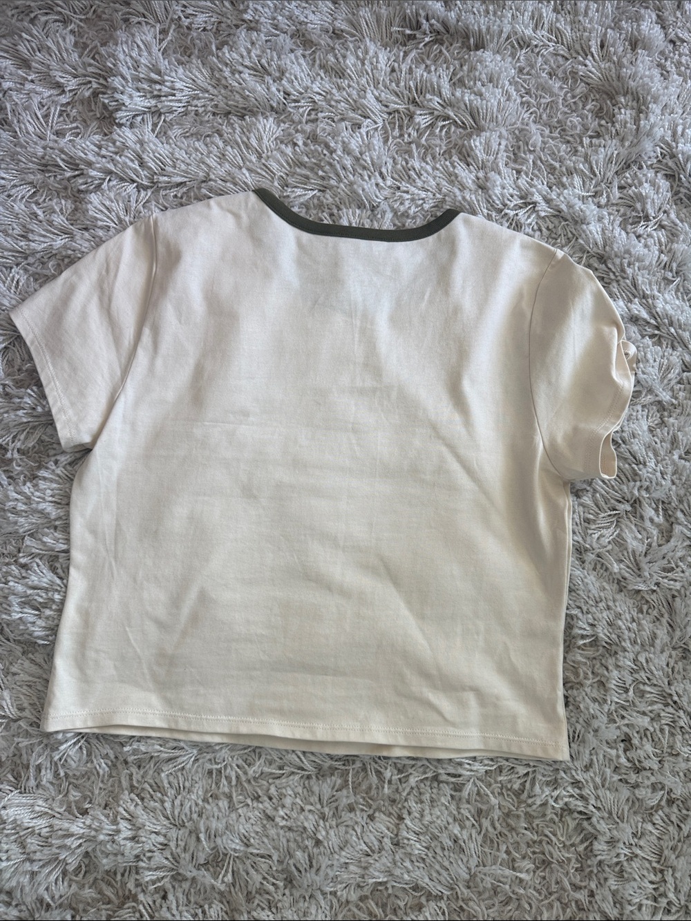 Old Navy x Anna Sui Cream Short Sleeve Ringer Tee with Olive Green Trim - Picture 5 of 5